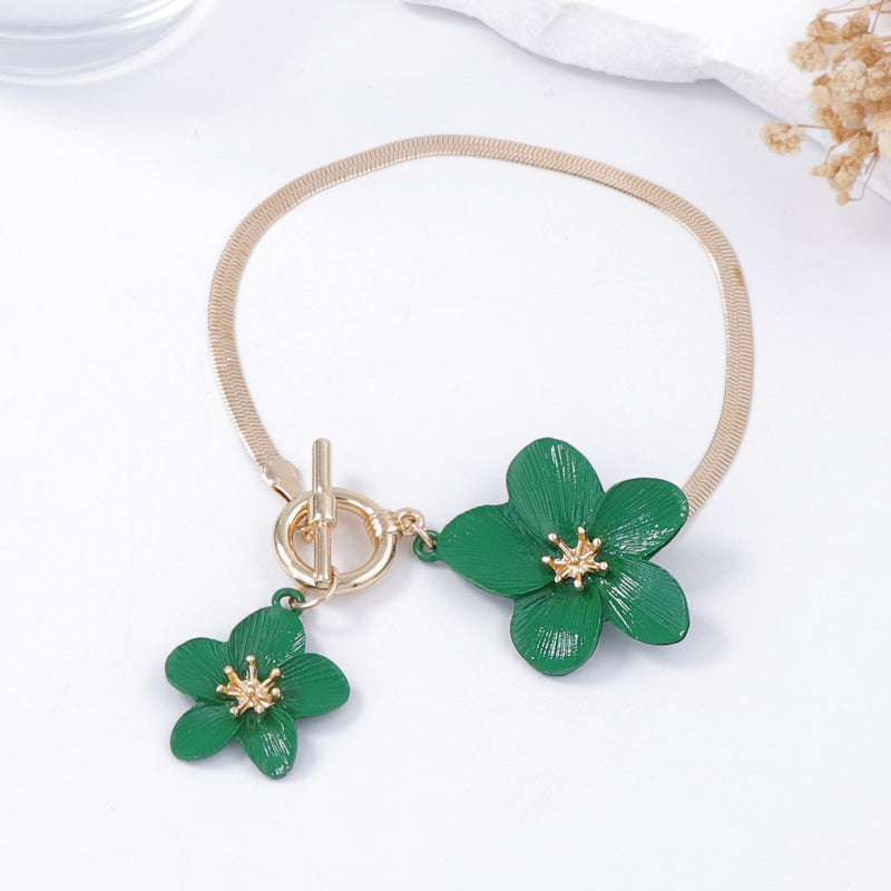 Upea Nilkkakoru päivittäiseen käyttöön