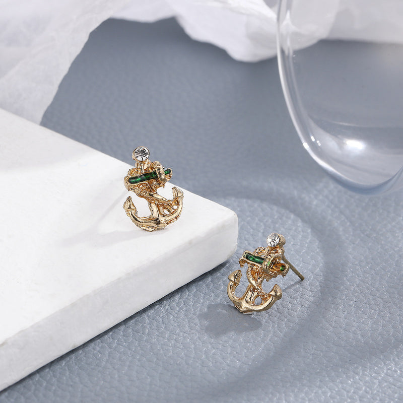 Klassinen Kulta Korvarengas ajattomalla viehätyksellä