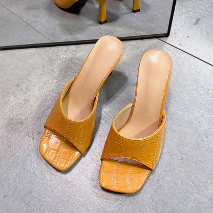 Klassiset Ortopediset Sandaalit Ajattomalla Tyylillä