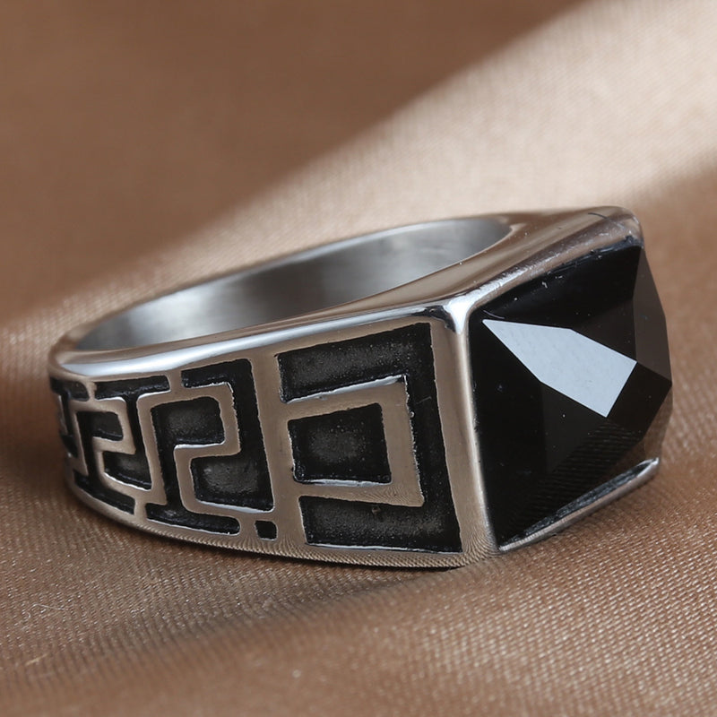 Romanttinen Sormus erityisiin hetkiin