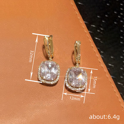 Romanttinen Korvarengas erityisiin hetkiin