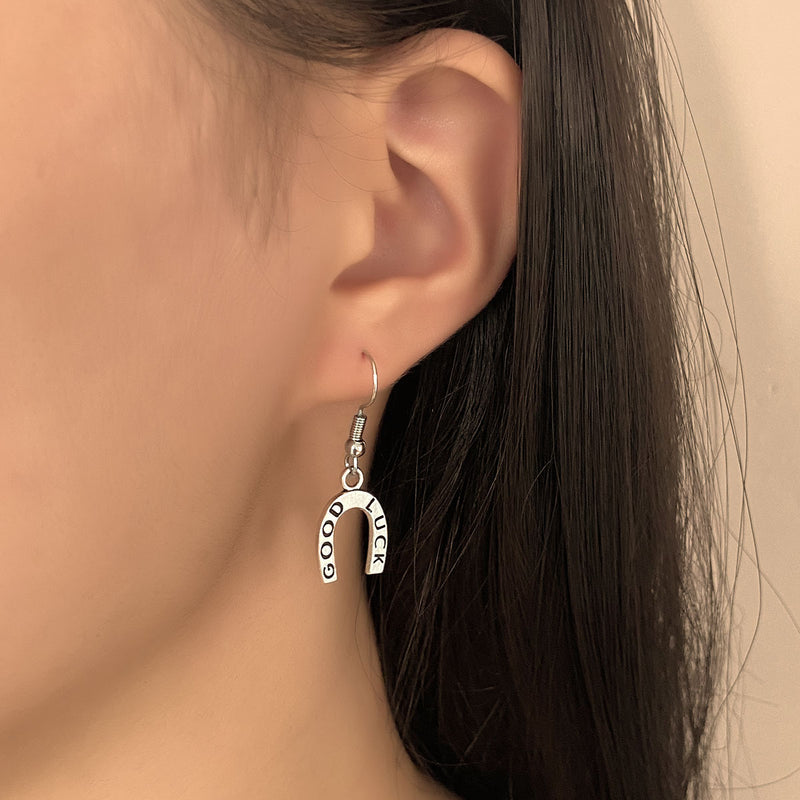 Elegantti Korvarengas jokaiseen tilaisuuteen