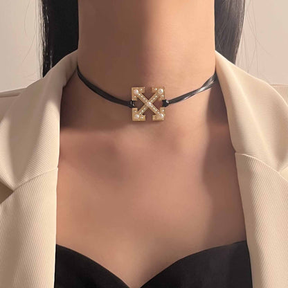 Klassinen Ketju ajattomalla viehätyksellä