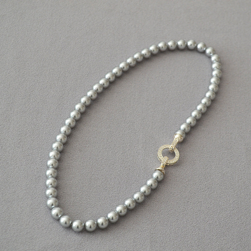 Romanttinen Helmi Kaulakoru erityisiin hetkiin