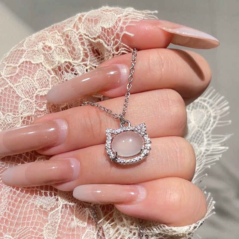 Elegantti Kaulakoru jokaiseen tilaisuuteen