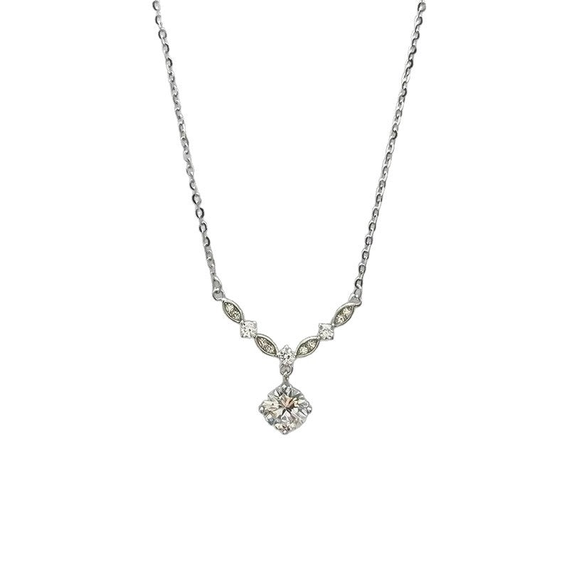 Elegantti Kaulakoru jokaiseen tilaisuuteen