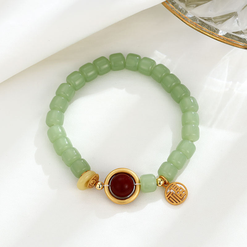 Upea Kulta Rannekoru päivittäiseen käyttöön