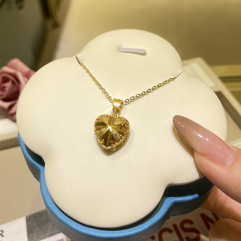 Hurmaava Koru jokaiseen tilaisuuteen