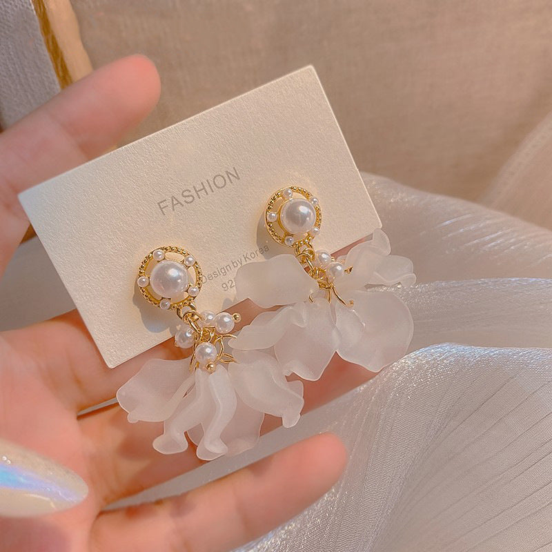 Upea Helmi Korvarengas päivittäiseen käyttöön