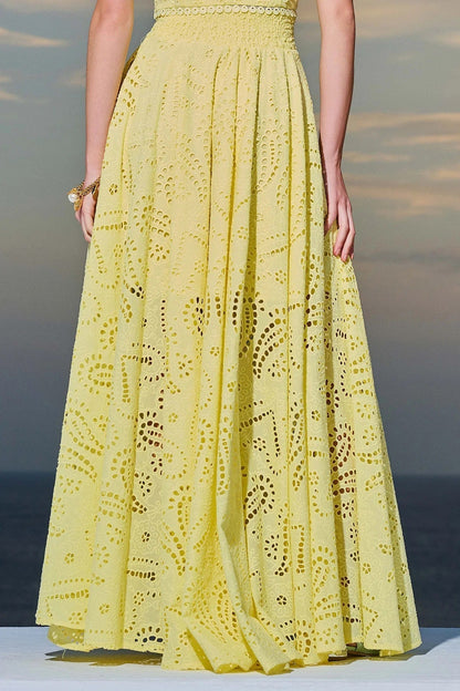 Classic Vintage Garment with a Flattering Fit