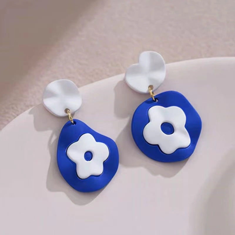 Hurmaava Korvarengas jokaiseen tilaisuuteen