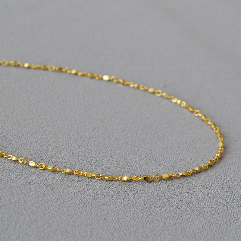 Hurmaava Kulta Kaulakoru jokaiseen tilaisuuteen