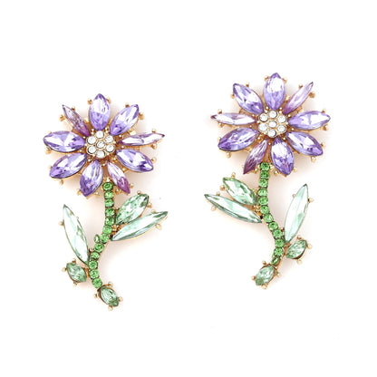 Hurmaava Korvarengas jokaiseen tilaisuuteen