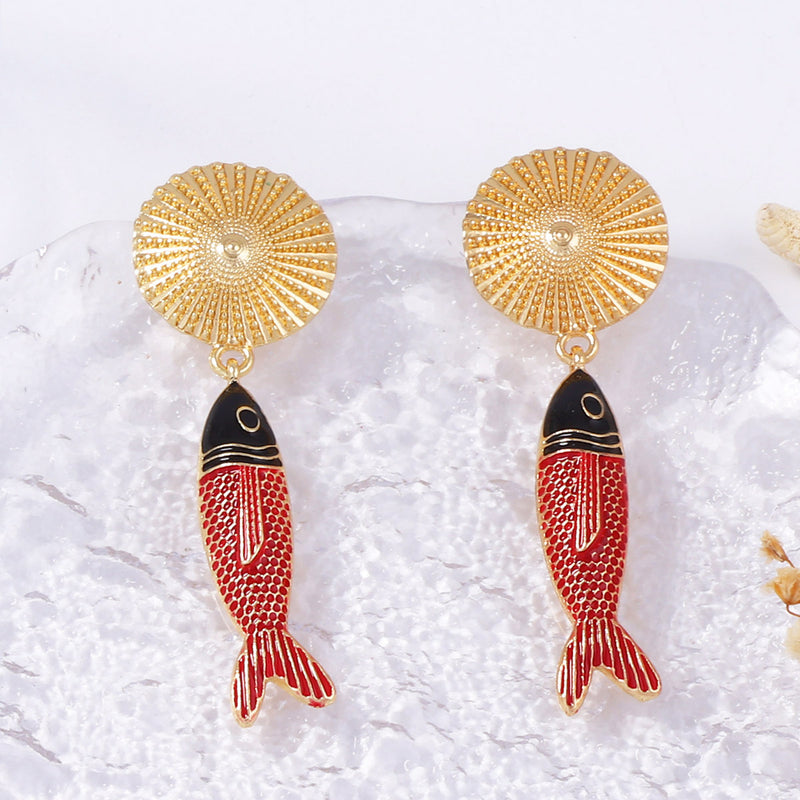 Kaunis Korvarengas ainutlaatuisella tyylillä