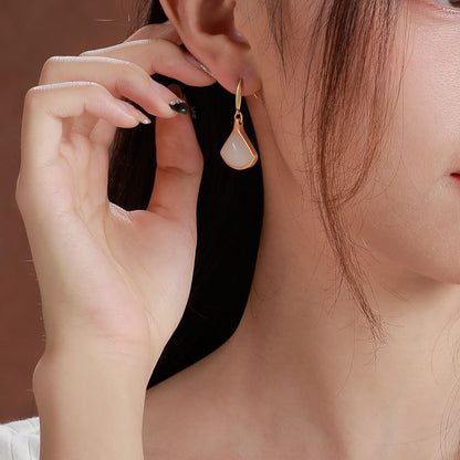 Elegantti Korvarengas jokaiseen tilaisuuteen