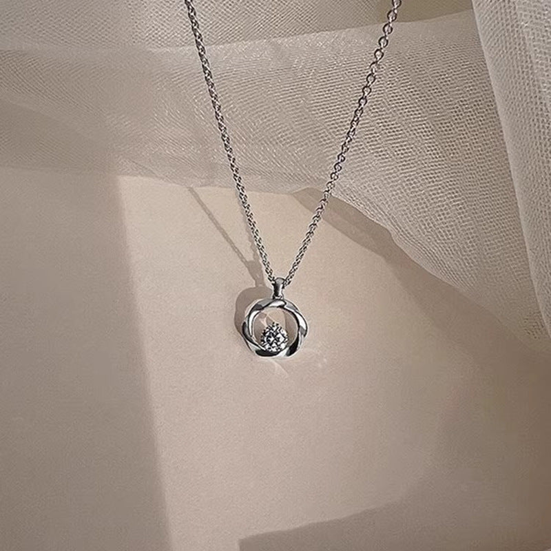 Käsintehty vintage Kaulakoru