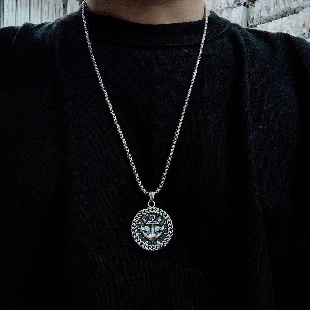 Käsintehty vintage Riipus