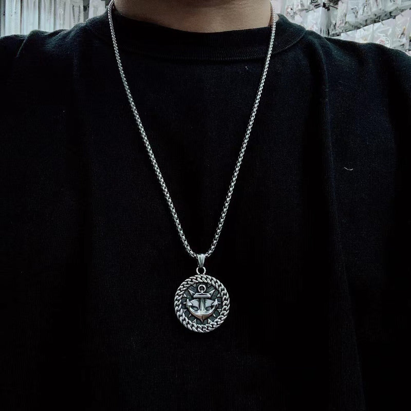 Käsintehty vintage Riipus