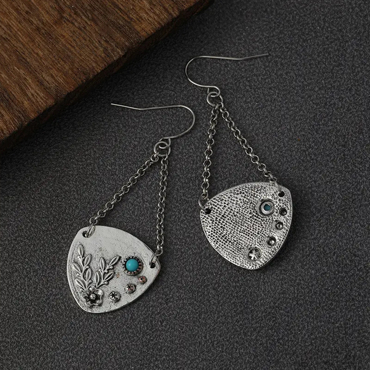 Elegantti Korvarengas jokaiseen tilaisuuteen