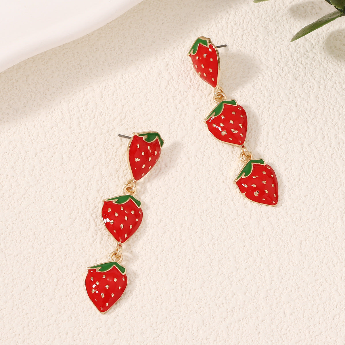 Elegantti Korvarengas jokaiseen tilaisuuteen