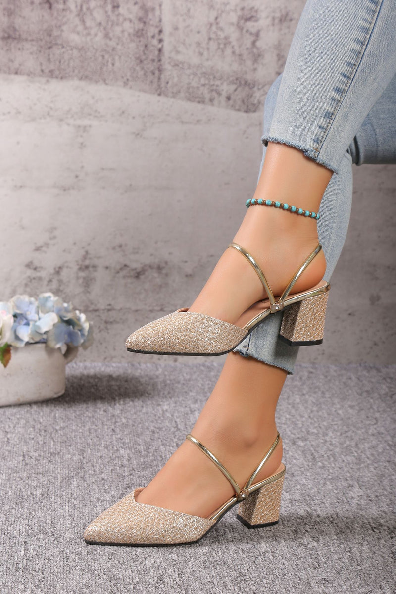 Tyylikkäät Ortopediset Korkokengät Ainutlaatuisella Muotoilulla