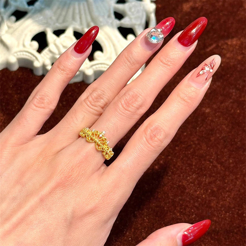 Romanttinen Sormus erityisiin hetkiin