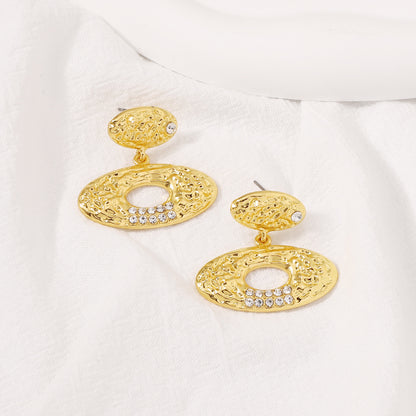 Hurmaava Korvarengas jokaiseen tilaisuuteen