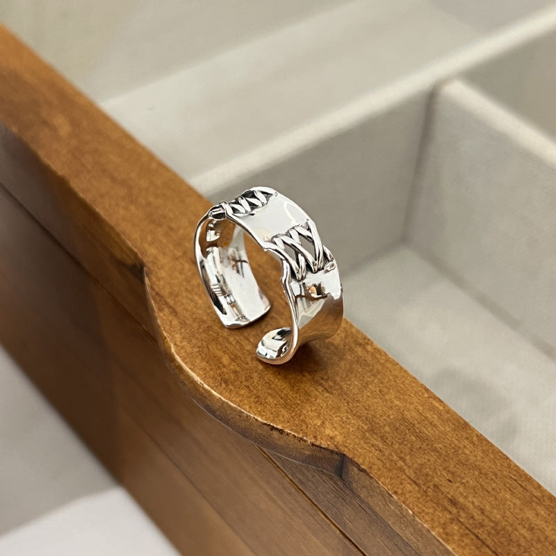 Elegantti Koru jokaiseen tilaisuuteen