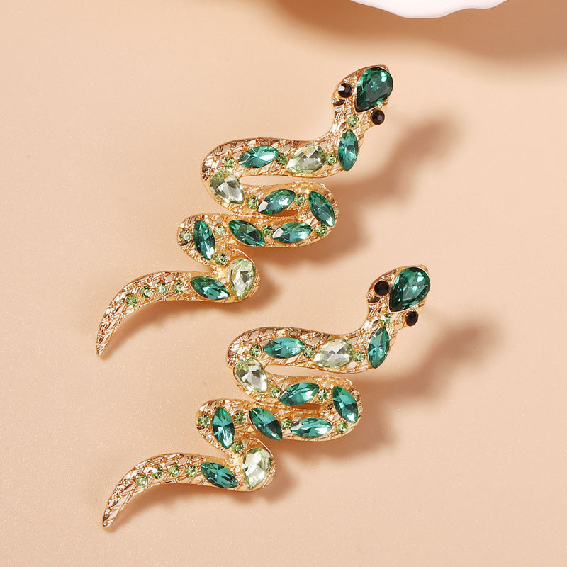 Hurmaava Korvarengas jokaiseen tilaisuuteen