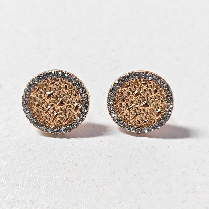 Klassinen Sormus ajattomalla viehätyksellä