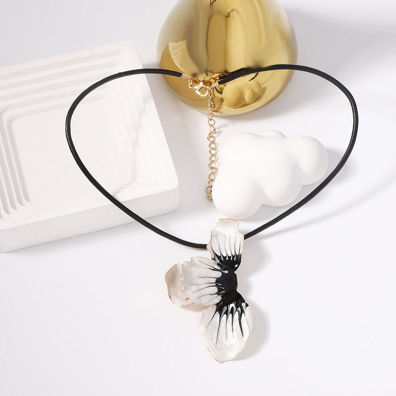 Hurmaava Riipus jokaiseen tilaisuuteen