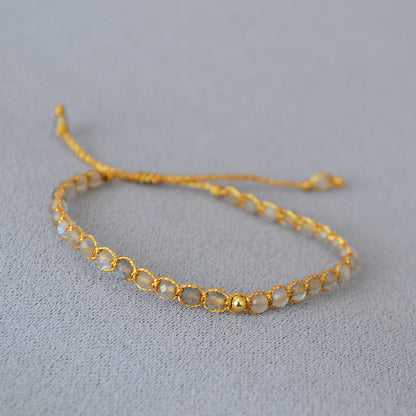 Romanttinen Kulta Rannekoru erityisiin hetkiin