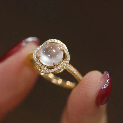 Hurmaava Sormus jokaiseen tilaisuuteen