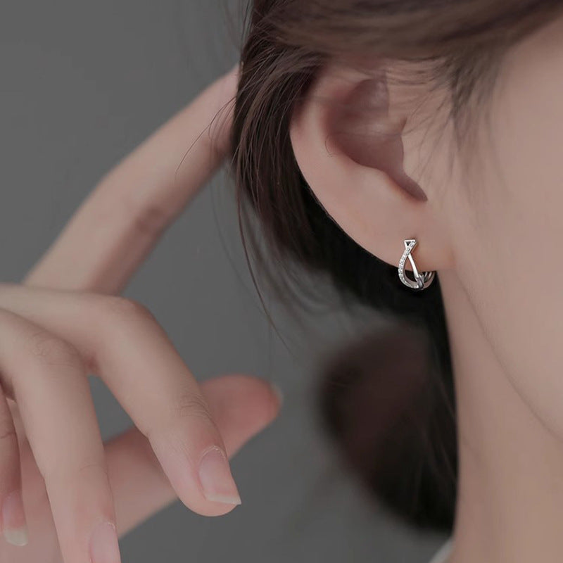 Klassinen Korvarengas ajattomalla viehätyksellä