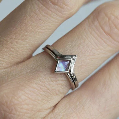 Kaunis Korusetti ainutlaatuisella tyylillä