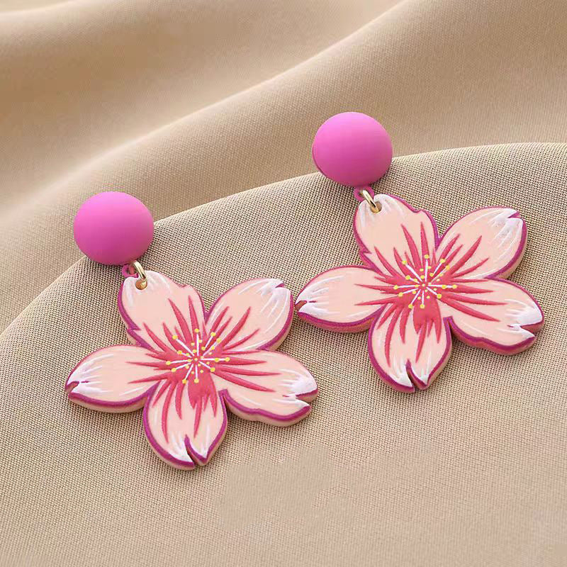 Hurmaava Korvarengas jokaiseen tilaisuuteen