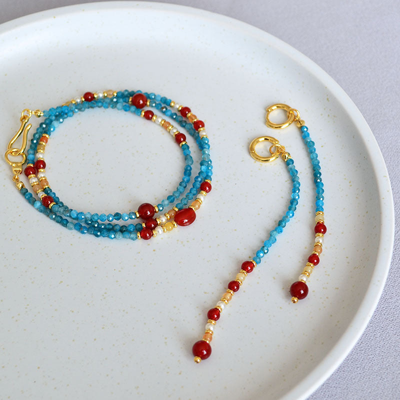 Käsintehty vintage Kaulakoru