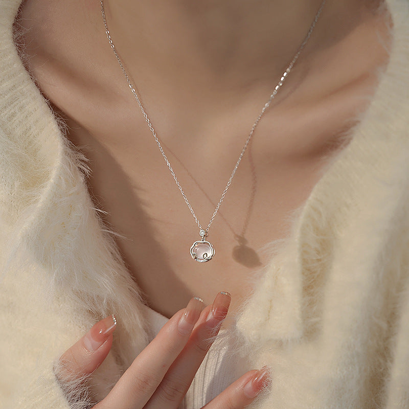 Käsintehty vintage Kaulakoru