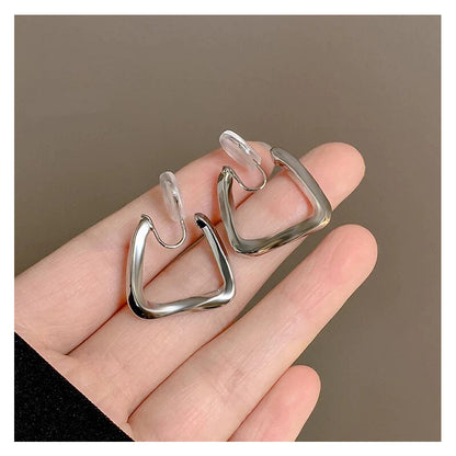 Hurmaava Hopea Korvarengas jokaiseen tilaisuuteen