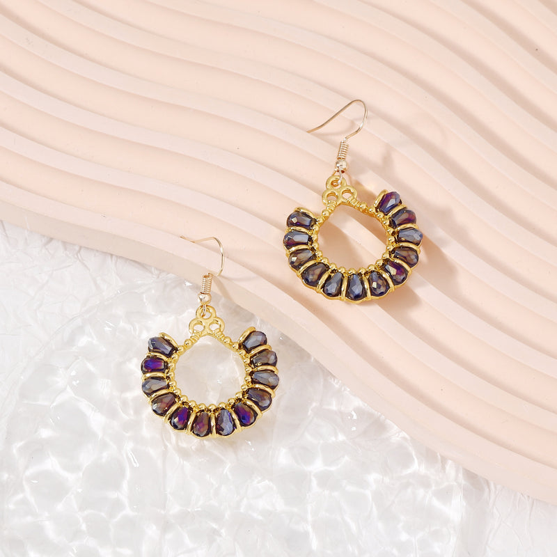 Elegantti Korvarengas jokaiseen tilaisuuteen