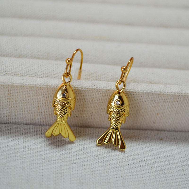 Käsintehty vintage Kulta Korvarengas