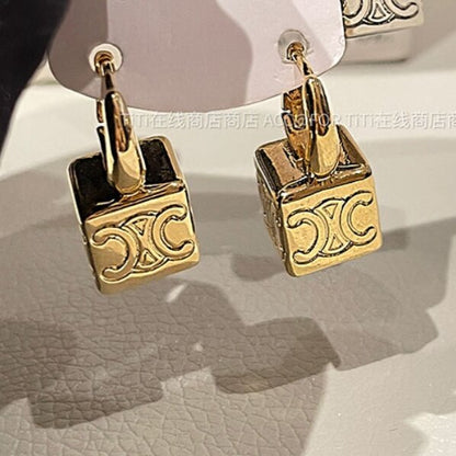 Kaunis Kulta Korvarengas ainutlaatuisella tyylillä