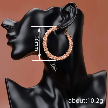 Käsintehty vintage Korvarengas