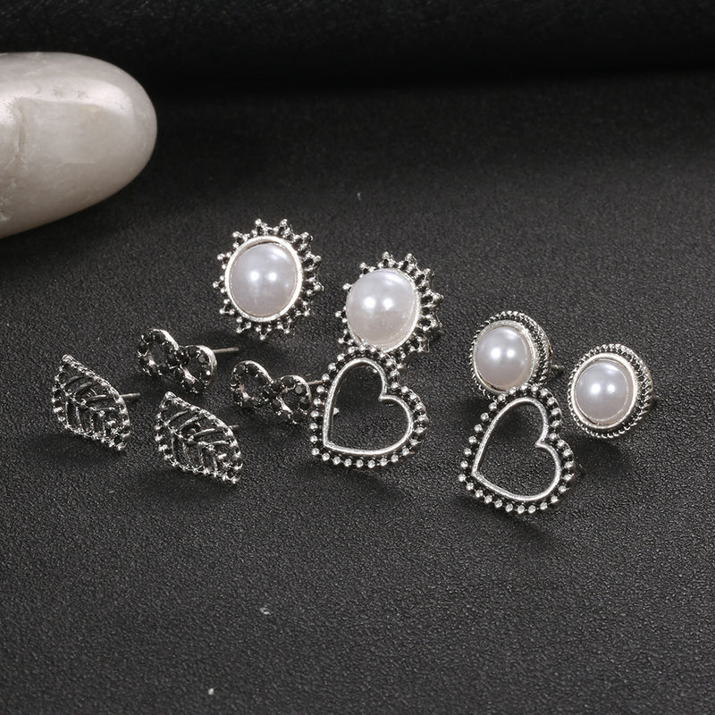 Klassinen Helmi Korusetti ajattomalla viehätyksellä