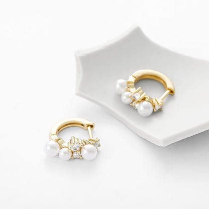 Kaunis Helmi Korvarengas ainutlaatuisella tyylillä