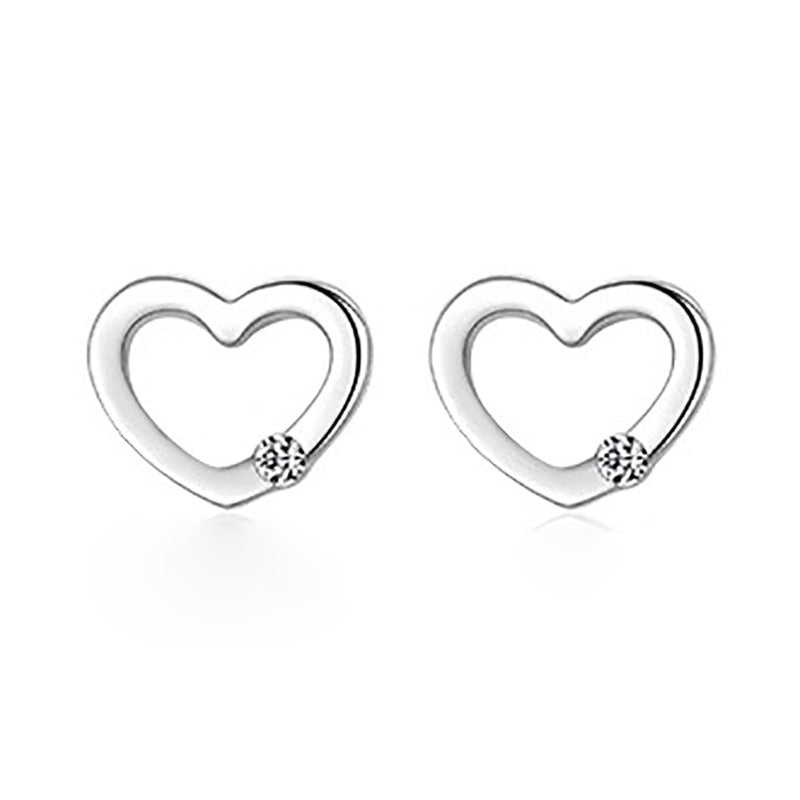 Kaunis Korvarengas ainutlaatuisella tyylillä