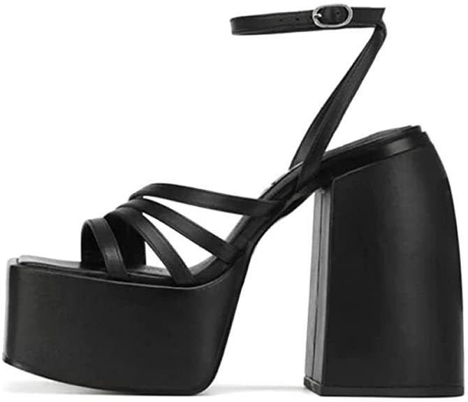 Tyylikkäät Ortopediset Sandaalit Ainutlaatuisella Muotoilulla