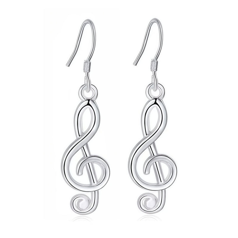 Kaunis Korvarengas ainutlaatuisella tyylillä