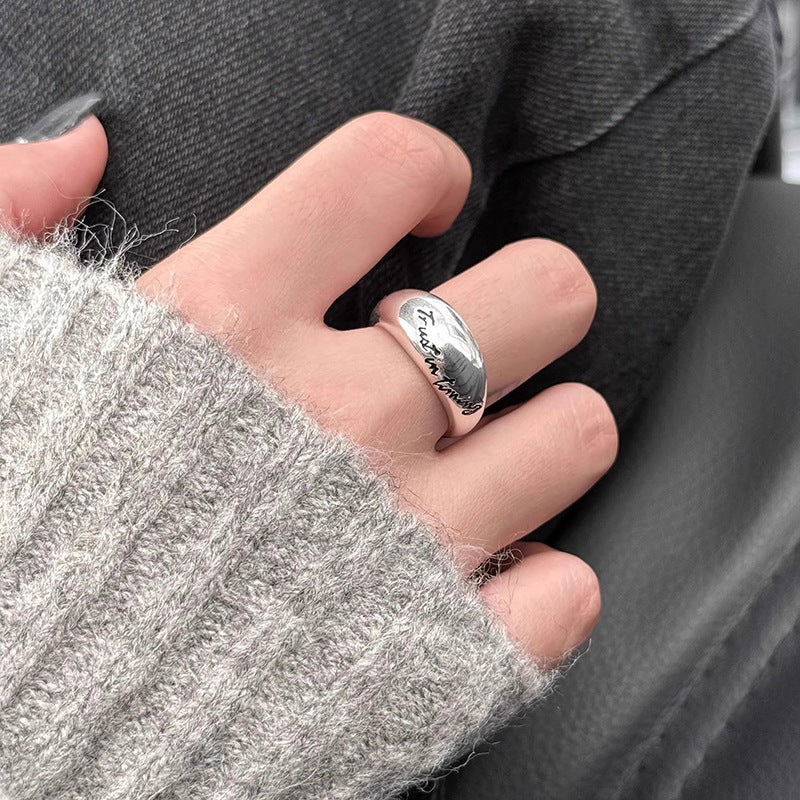 Romanttinen Sormus erityisiin hetkiin