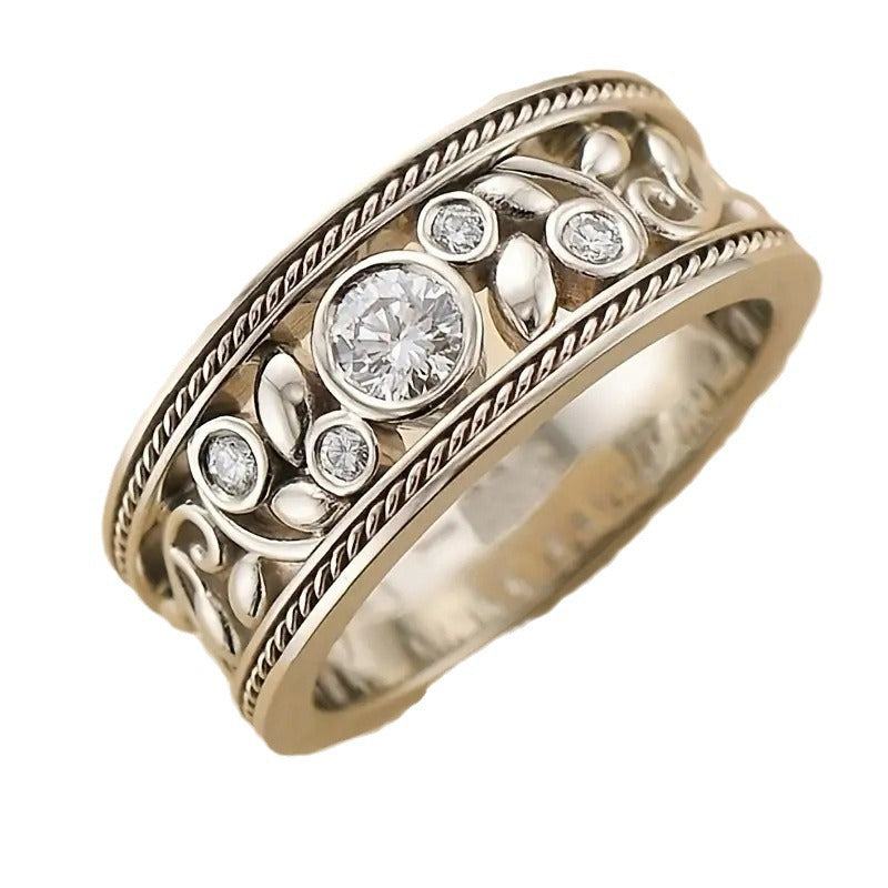 Kaunis Sormus ainutlaatuisella tyylillä